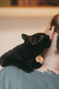 Дизель Вин - любитель целоваться!